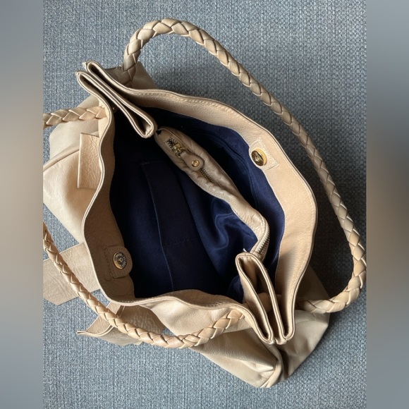 Women’s Slouchy Augustina Hobo Bag - Picture 4 of 5